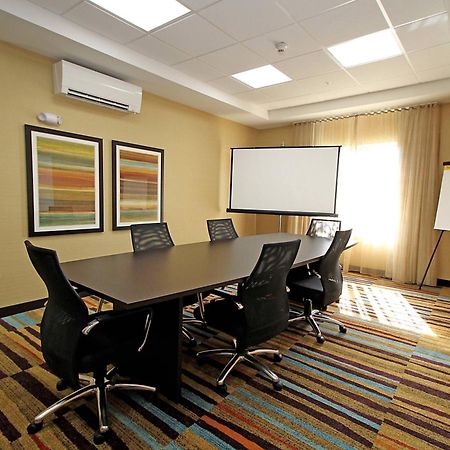 Fairfield Inn & Suites By Marriott London Extérieur photo