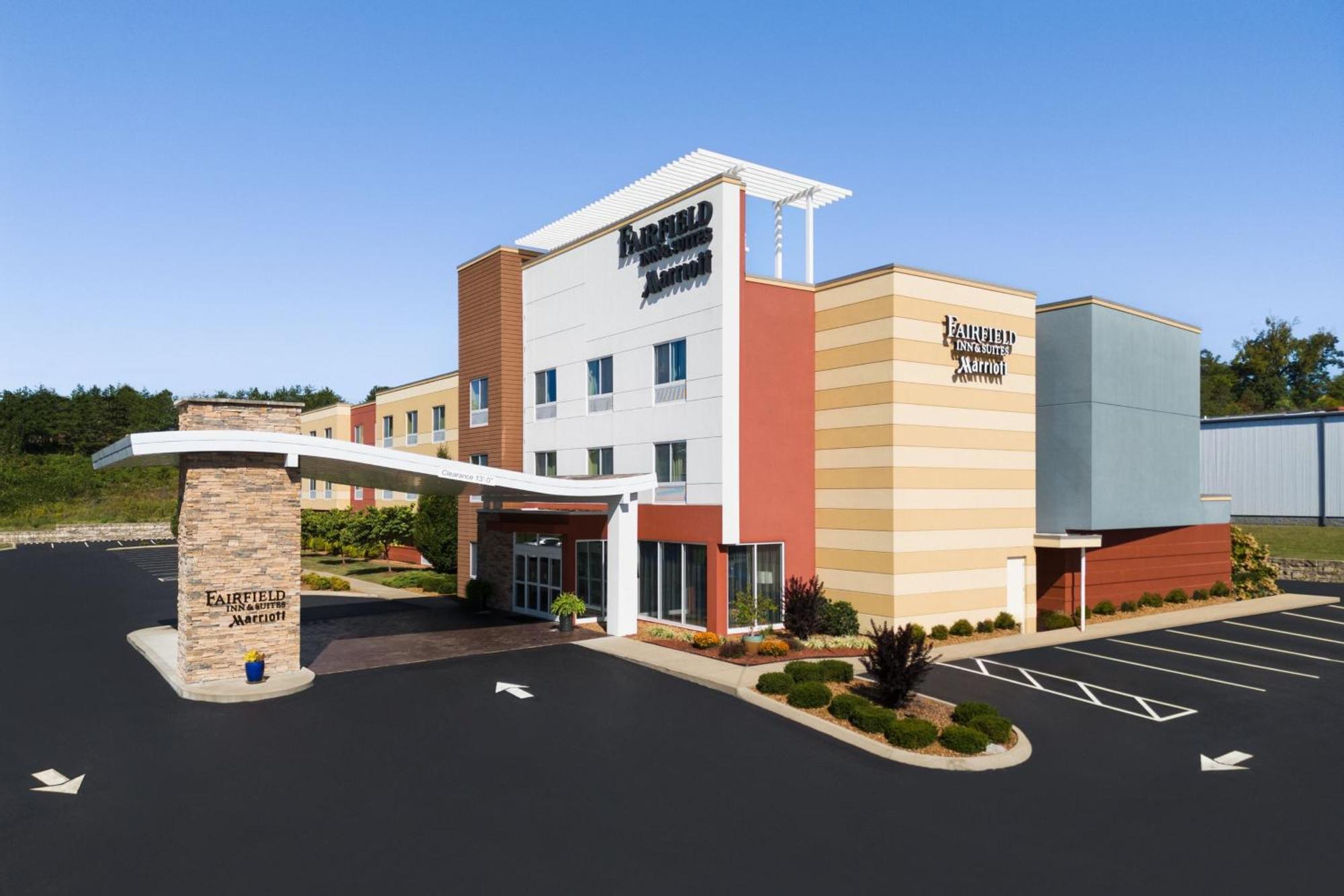 Fairfield Inn & Suites By Marriott London Extérieur photo