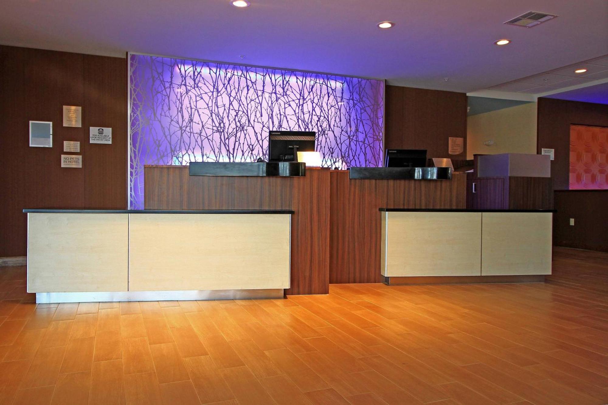 Fairfield Inn & Suites By Marriott London Extérieur photo