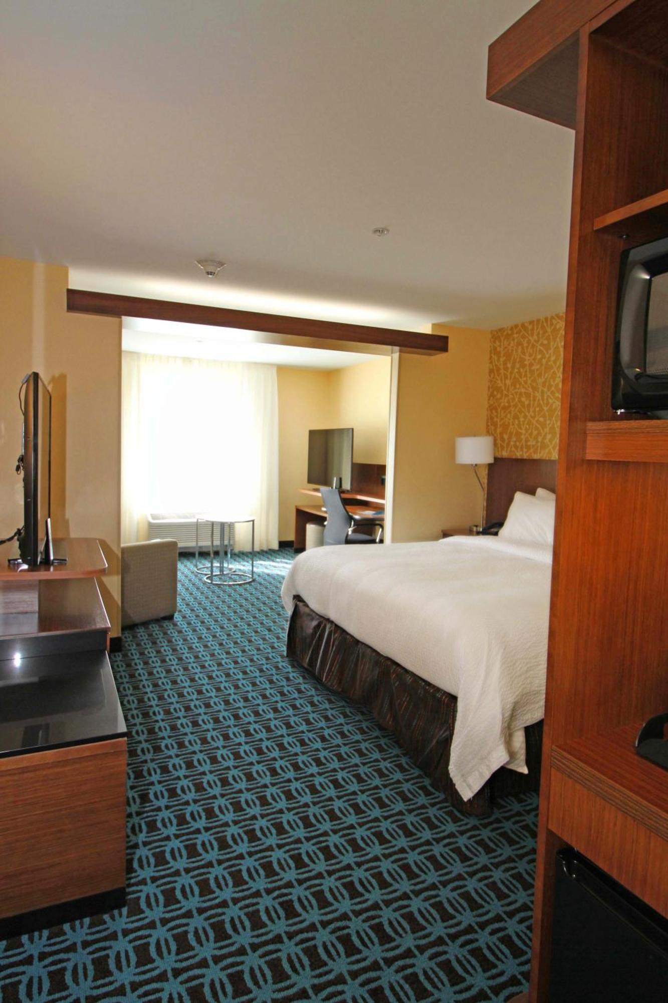 Fairfield Inn & Suites By Marriott London Extérieur photo