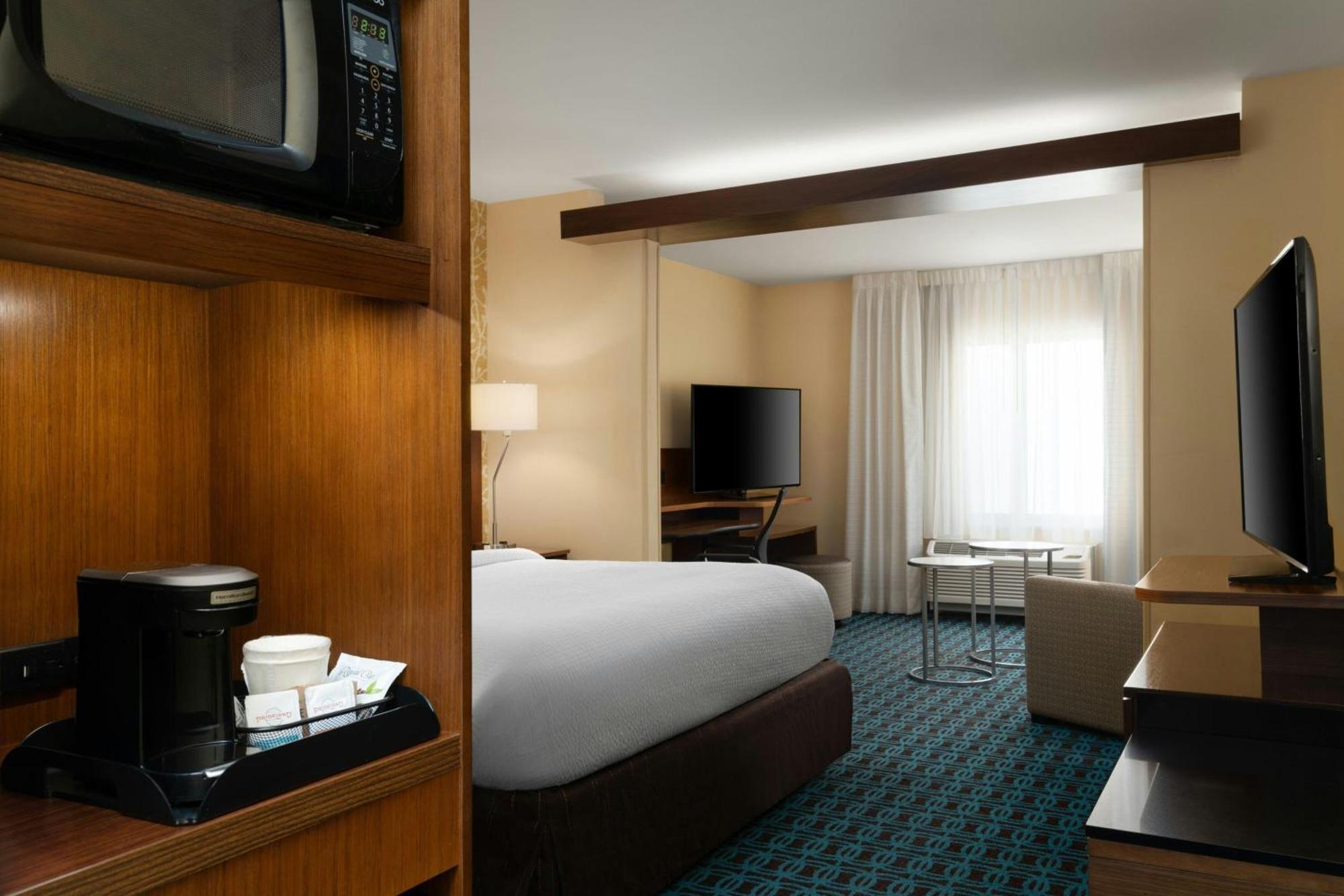 Fairfield Inn & Suites By Marriott London Extérieur photo