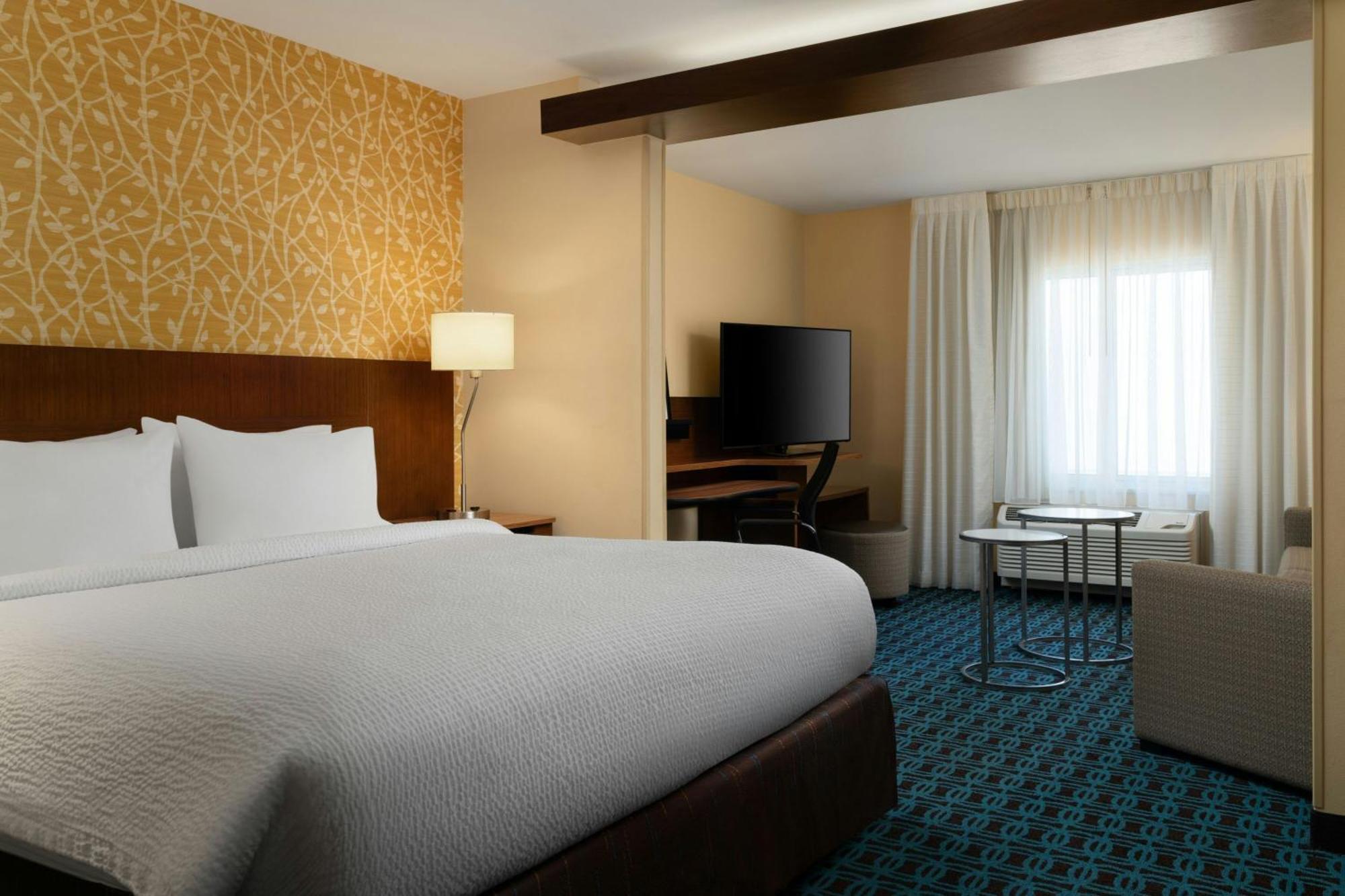 Fairfield Inn & Suites By Marriott London Extérieur photo