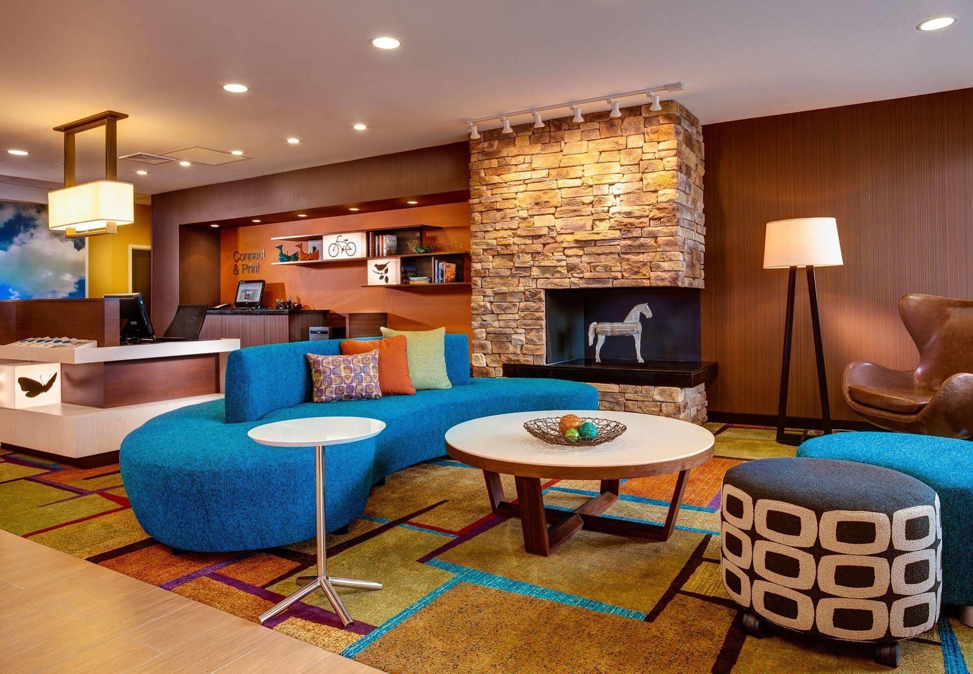 Fairfield Inn & Suites By Marriott London Extérieur photo