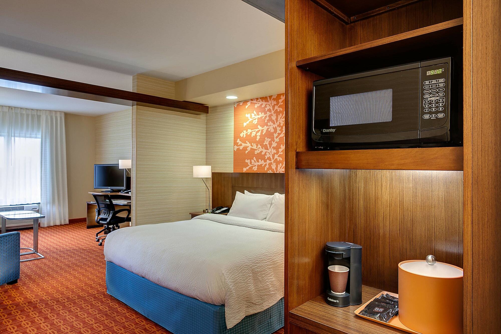 Fairfield Inn & Suites By Marriott London Extérieur photo