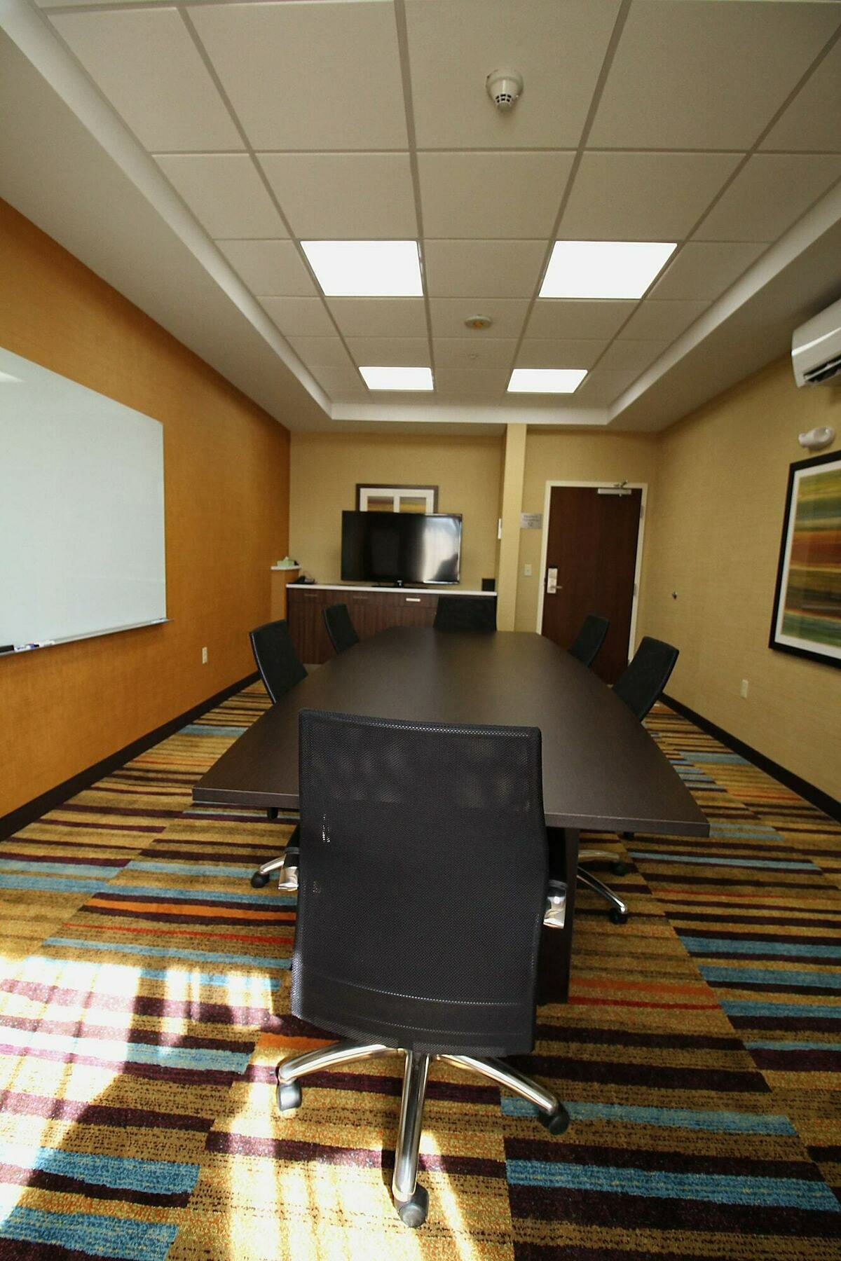 Fairfield Inn & Suites By Marriott London Extérieur photo